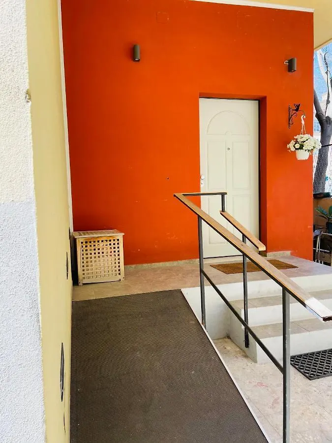 Il Giardino Di Iole Via Giovanni Amendola N36 Bed & Breakfast Sassari 0*,